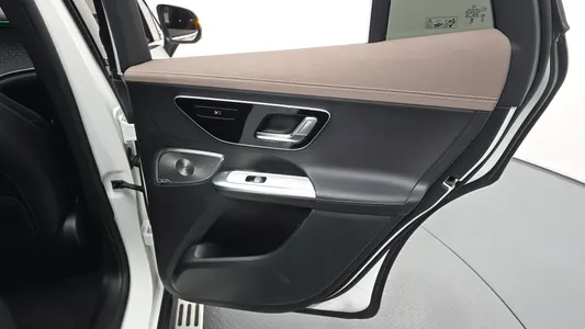 Mercedes-Benz EQE SUV X294 EQE350 4MATIC 2023 25