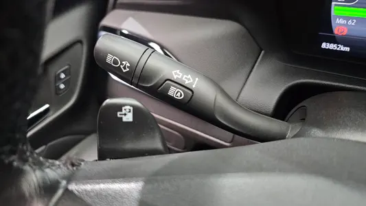 Chevrolet EUV 2022 18