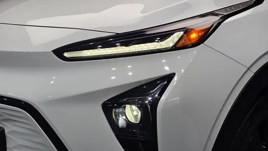Chevrolet EUV 2022 22