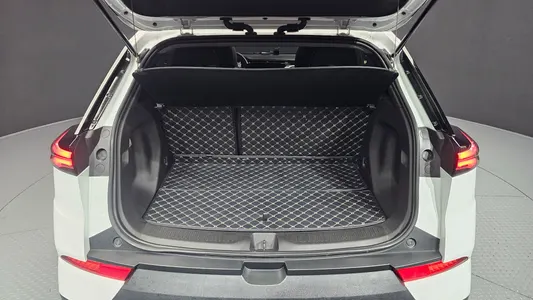 Chevrolet EUV 2022 31