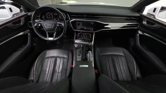Audi A7 (4K) 45 TDI 2020 7