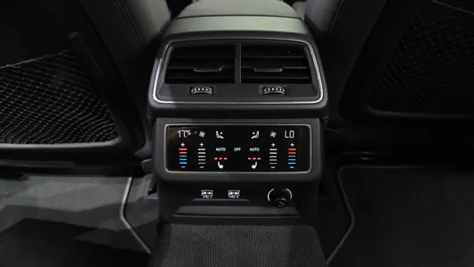 Audi A7 (4K) 45 TDI 2020 19