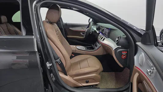 Mercedes-Benz E-Class W213 E350 4MATIC 2021 11