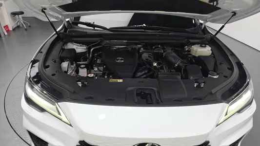 Lexus RX500h 5 F-Sport 2024 6