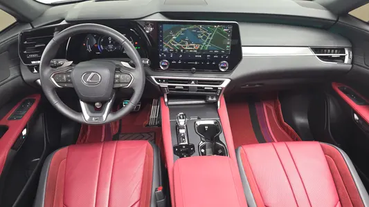 Lexus RX500h 5 F-Sport 2024 7