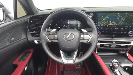 Lexus RX500h 5 F-Sport 2024 12
