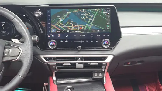 Lexus RX500h 5 F-Sport 2024 13