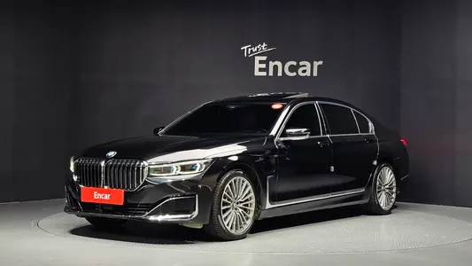 BMW 7 Series (G11) 745Le i 2021