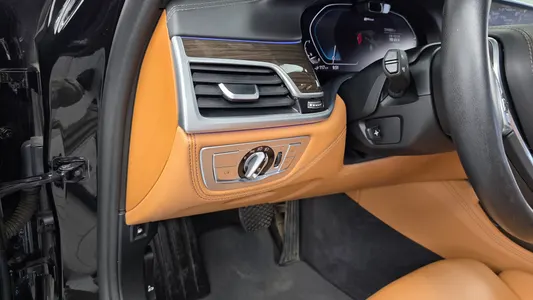 BMW 7 Series (G11) 745Le i 2021 38