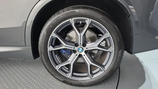 BMW X5 (G05) xDrive 40i M 2025 27