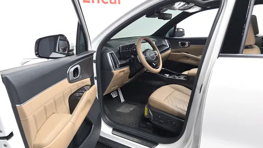 Kia 4 HEV 1.6 2WD 2025 10