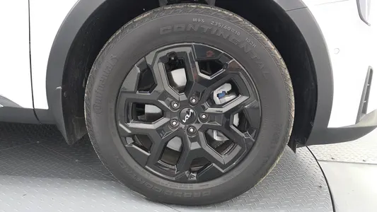 Kia 4 HEV 1.6 2WD 2025 21