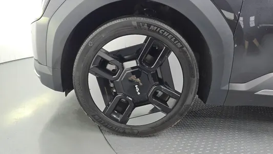 Kia EV9 4WD 2023 5