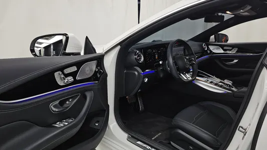 Mercedes-Benz AMG GT 4 43 4MATIC+ 2022 10