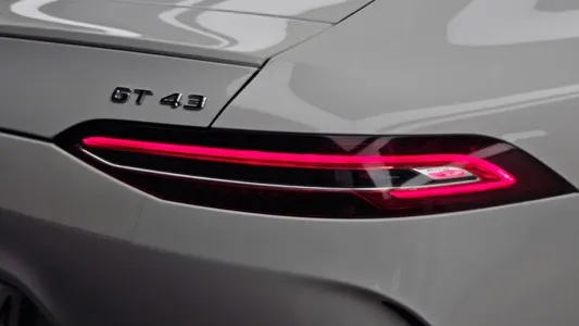Mercedes-Benz AMG GT 4 43 4MATIC+ 2022 23