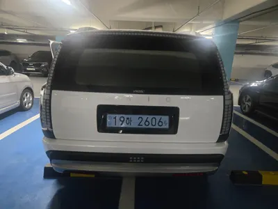 Hyundai 9 AWD 2026 4
