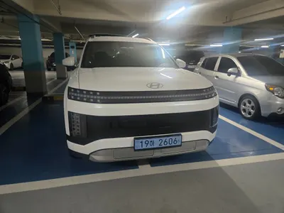 Hyundai 9 AWD 2026