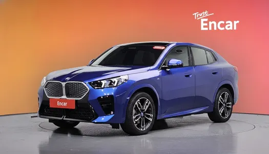 BMW iX2 (U10) eDrive 20 M 2024 21