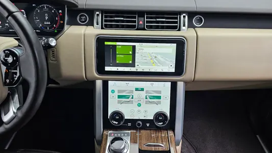 Land Rover 4 D350 Vogue SE 2021 28