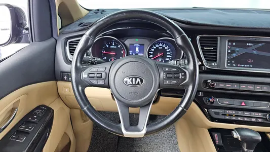 Kia 카니발 9 2019 13