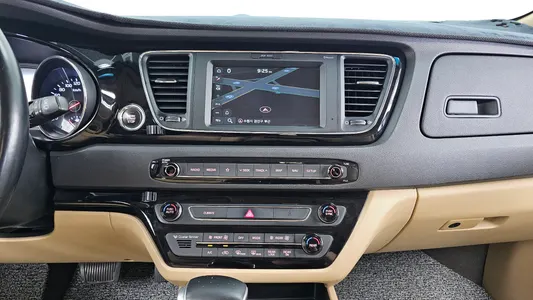 Kia 카니발 9 2019 14