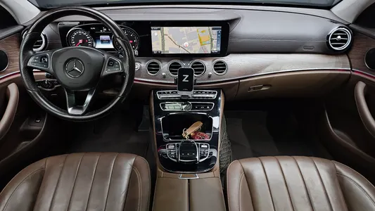 Mercedes-Benz E-Class W213 E220d 2016 6