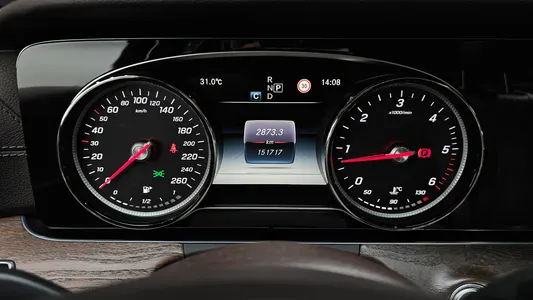 Mercedes-Benz E-Class W213 E220d 2016 7