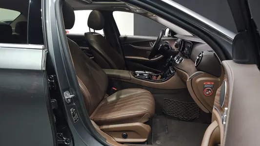 Mercedes-Benz E-Class W213 E220d 2016 9