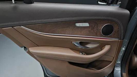 Mercedes-Benz E-Class W213 E220d 2016 25