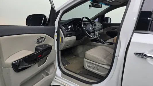 Kia 카니발 7 2018 10