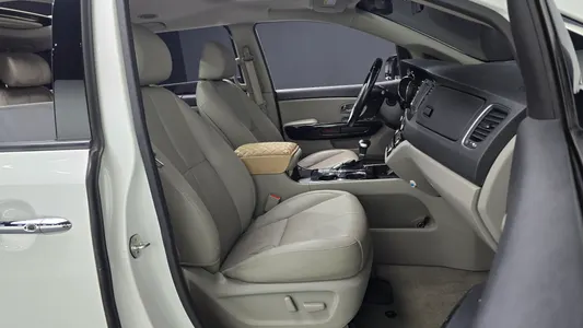 Kia 카니발 7 2018 26