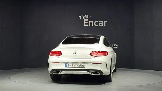 Mercedes-Benz C-Class W205 C200 2016 4