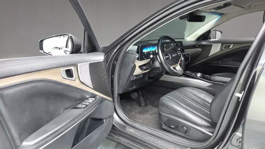 Kia K8 2.5 2WD 2022 10