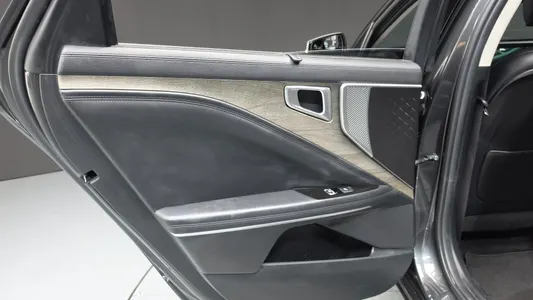 Kia K8 2.5 2WD 2022 25