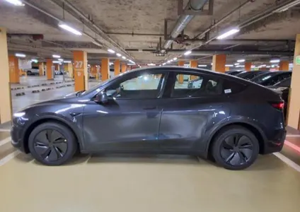 Tesla Y RWD 2026 5