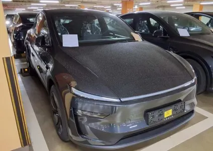 Tesla Y RWD 2026 8