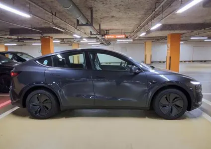 Tesla Y RWD 2026 11