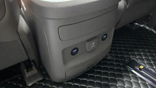 Hyundai Staria 4WD 9 2021 34