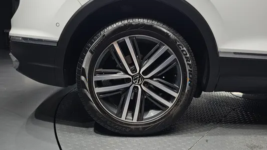 Volkswagen 2 2.0 TDI 2022 4
