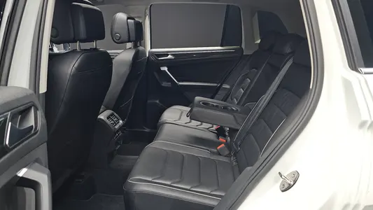 Volkswagen 2 2.0 TDI 2022 10