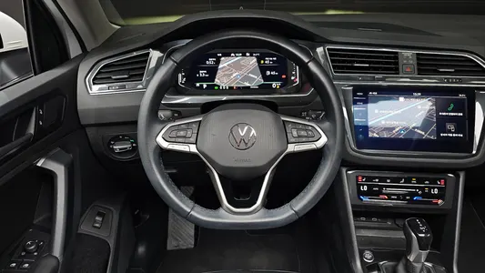 Volkswagen 2 2.0 TDI 2022 11