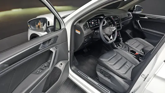 Volkswagen 2 2.0 TDI 2022 9