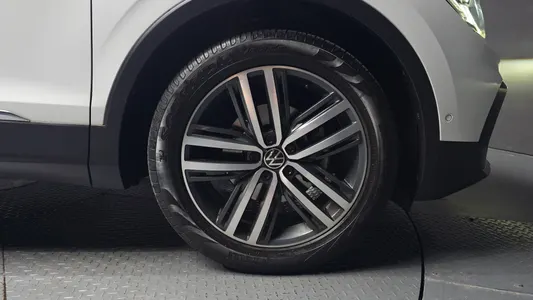 Volkswagen 2 2.0 TDI 2022 21