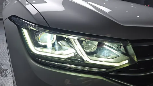 Volkswagen 2 2.0 TDI 2022 22