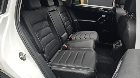Volkswagen 2 2.0 TDI 2022 28