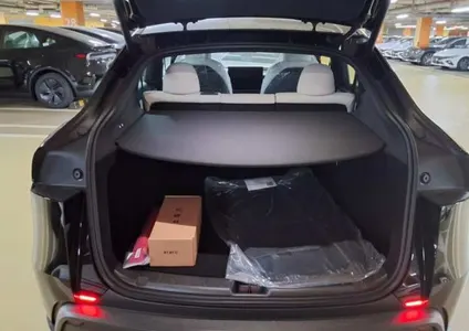 Tesla Y RWD 2026 9
