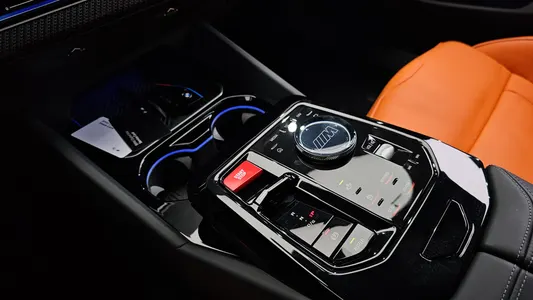 BMW M5 (G90) M5 2026 9