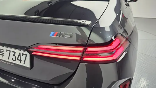 BMW M5 (G90) M5 2026 24