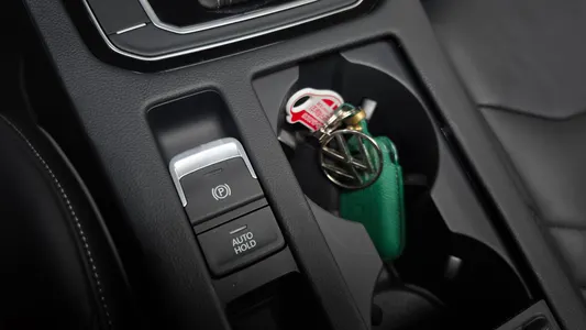Volkswagen 아테온 2.0 TDI R-LINE 4 2022 18