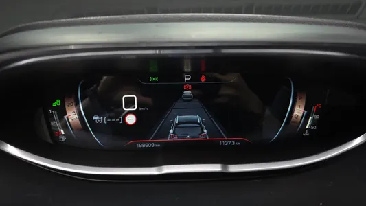 Peugeot 5008 2 2.0 BlueHDi GT 2017 8